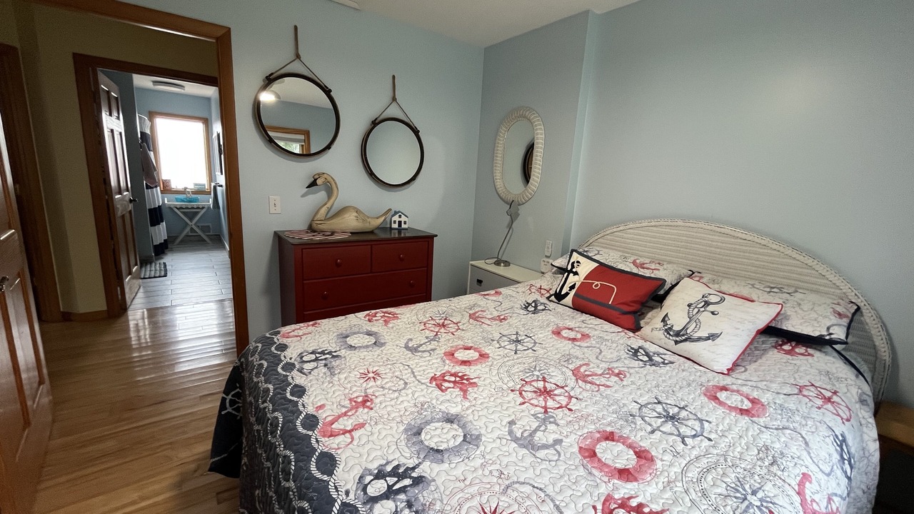 Photo of Bedroom in Putnam Township