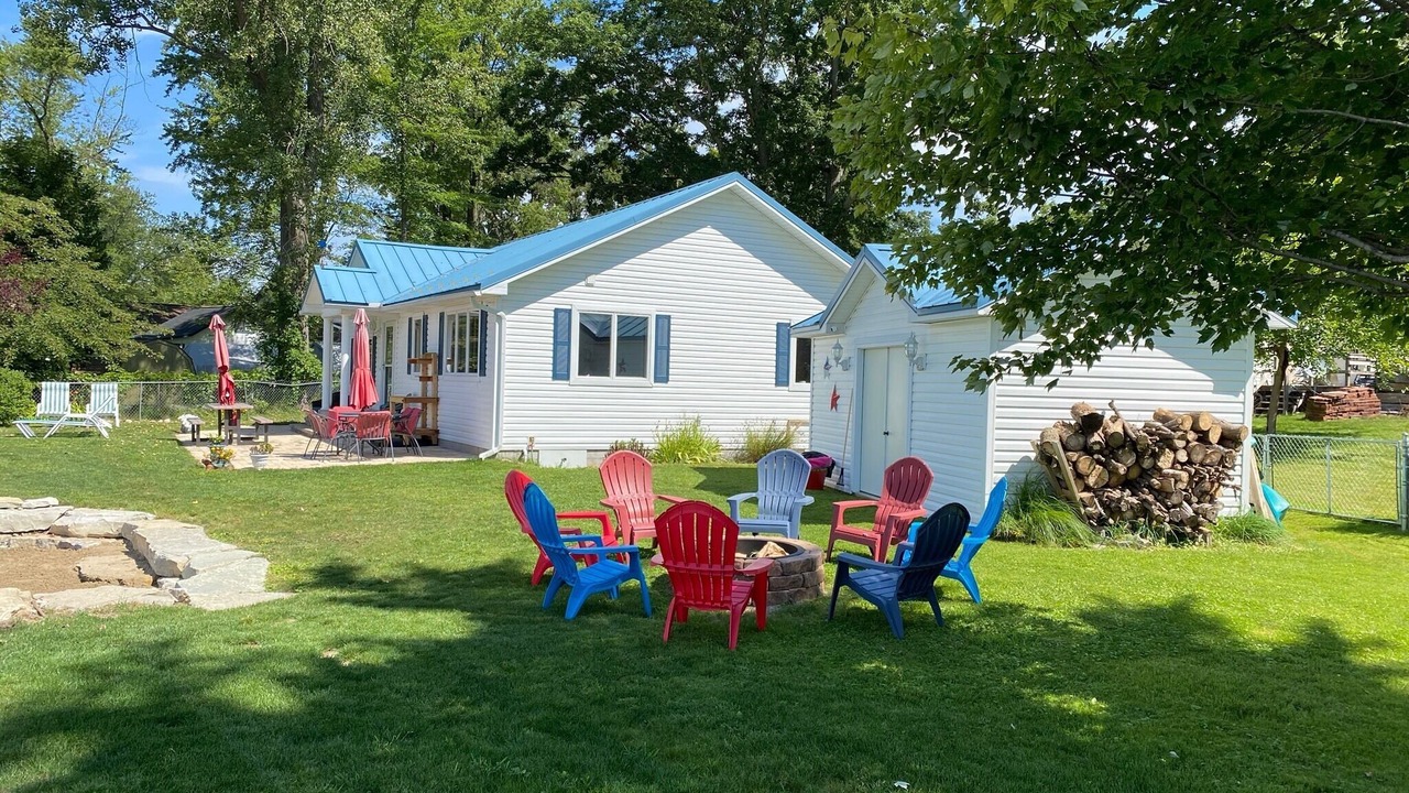 Photo of Others in Putnam Township