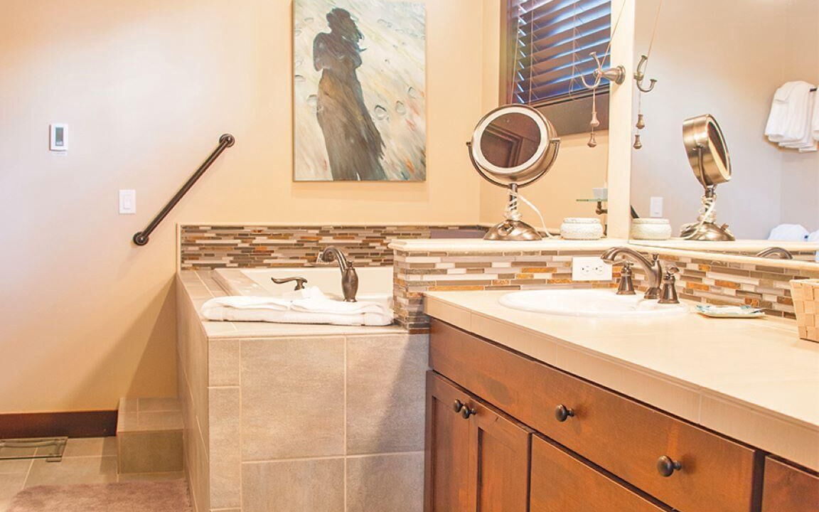 Photo of Bathroom in Cle Elum