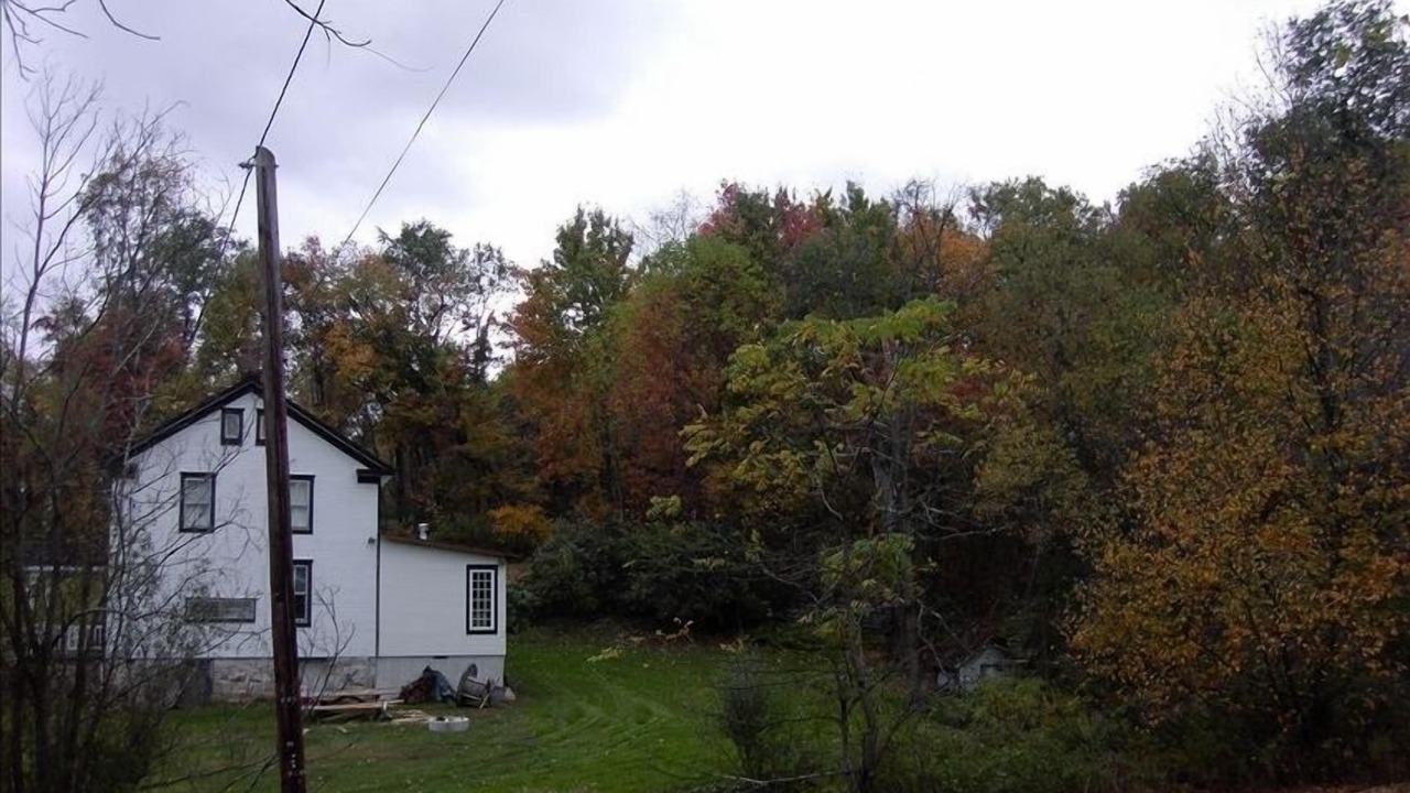 Photo of Outdoor in Calvin