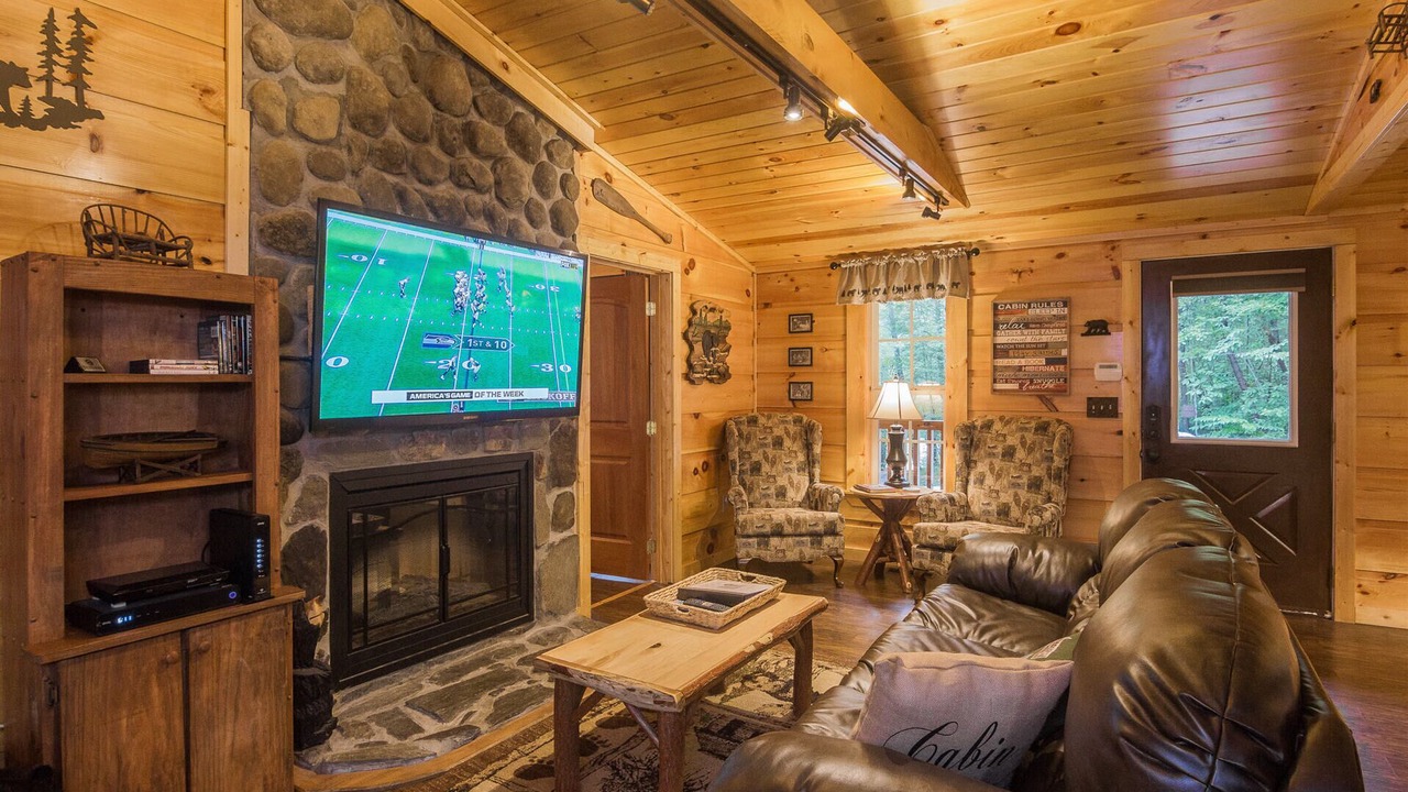 Photo of Bedroom in Gatlinburg - Pigeon Forge
