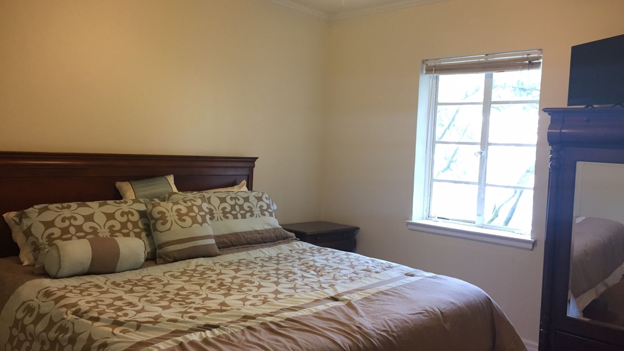 Photo of Bedroom in Touro