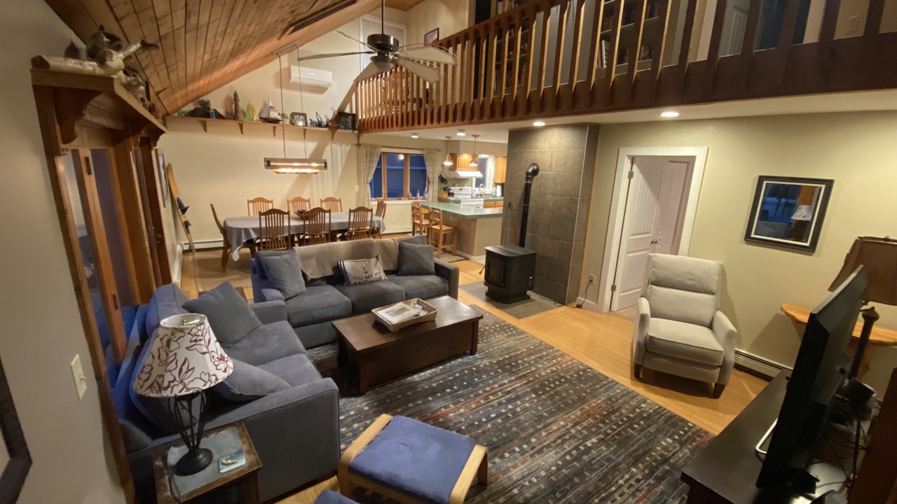 Photo of Bedroom in Treasure Lake
