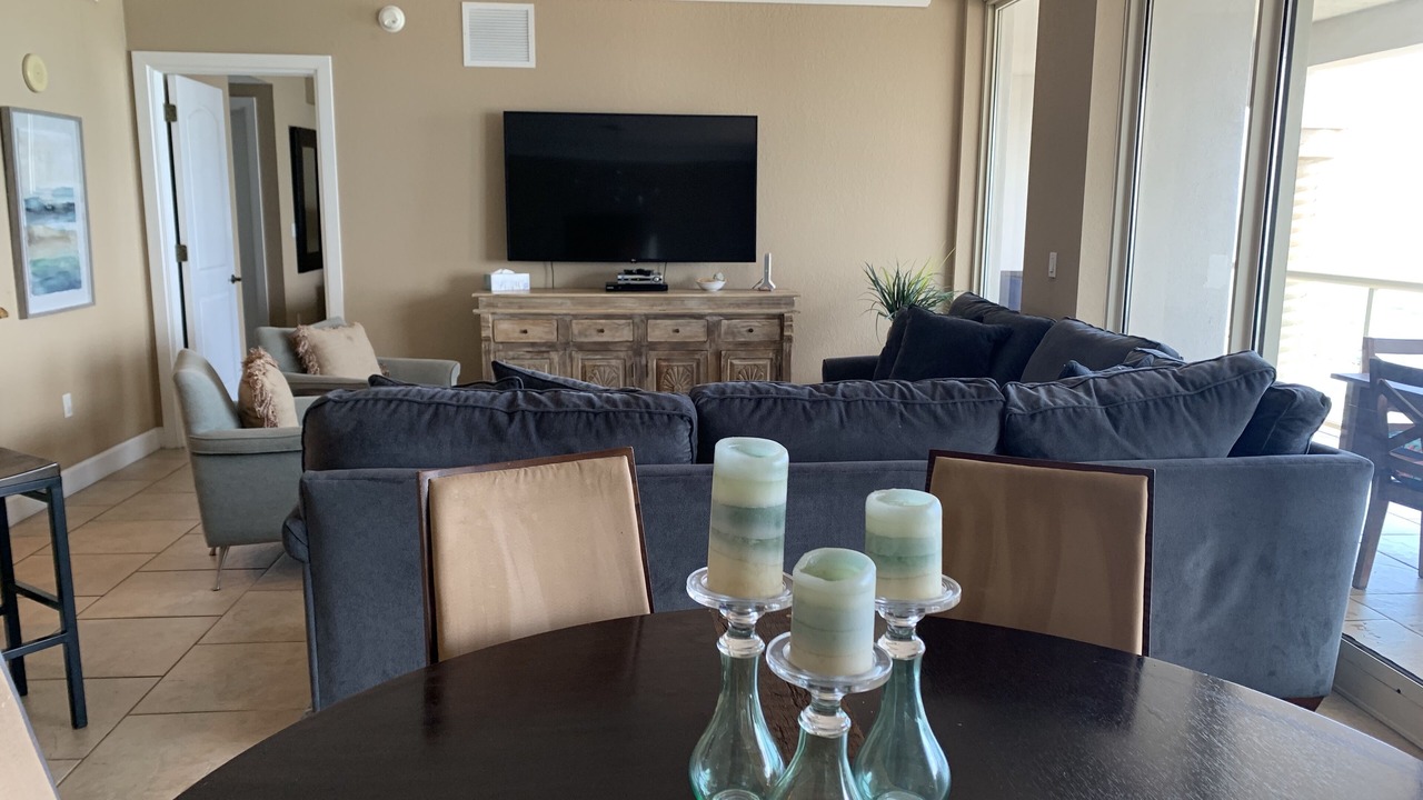 Photo of Livingroom in Pensacola Beach