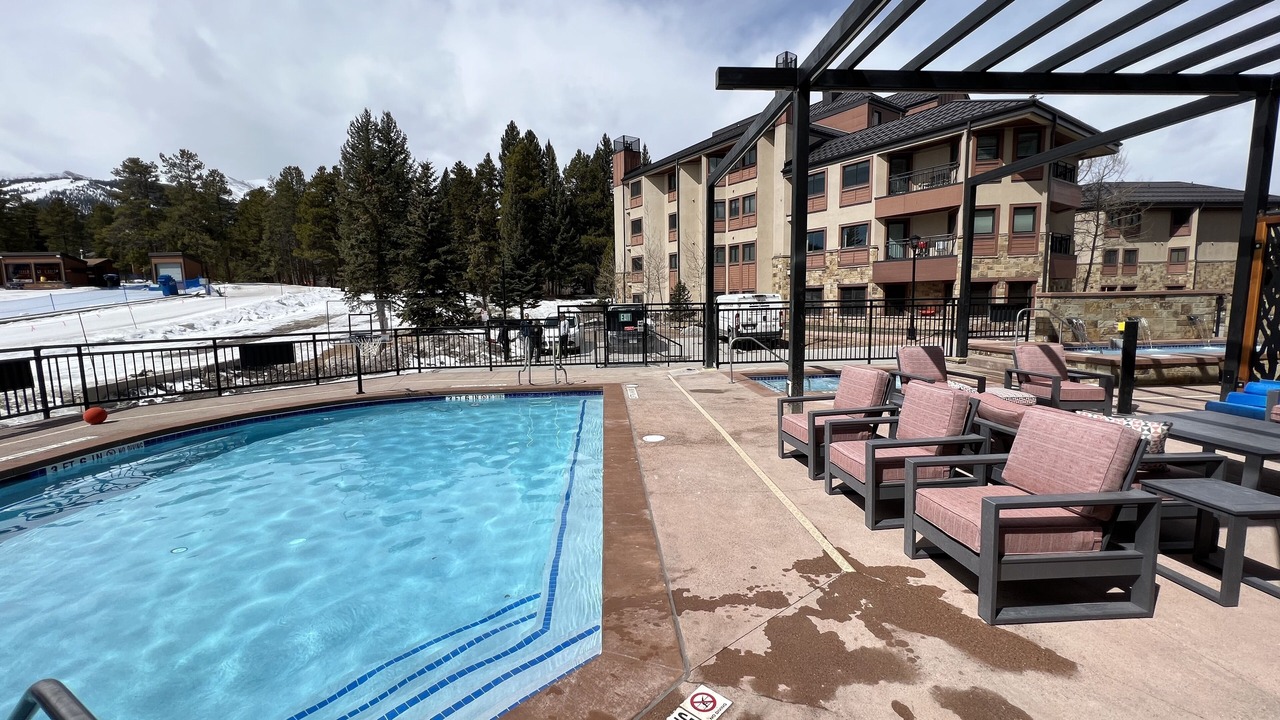Photo of Outdoor in Peak 9