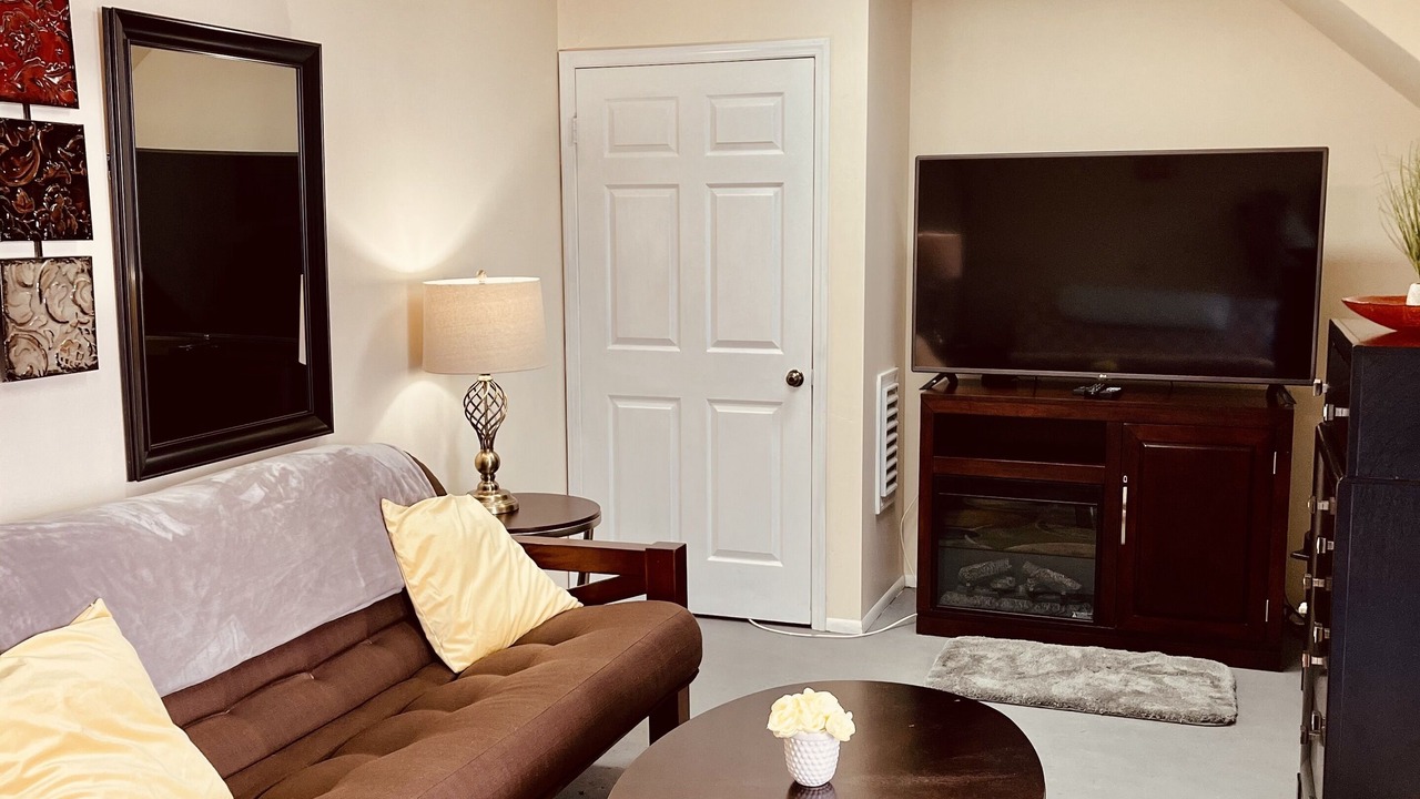 Photo of Livingroom in Broadway