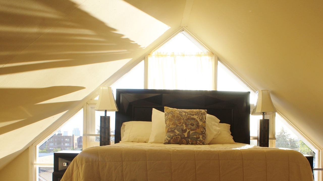 Photo of Bedroom in Broadway