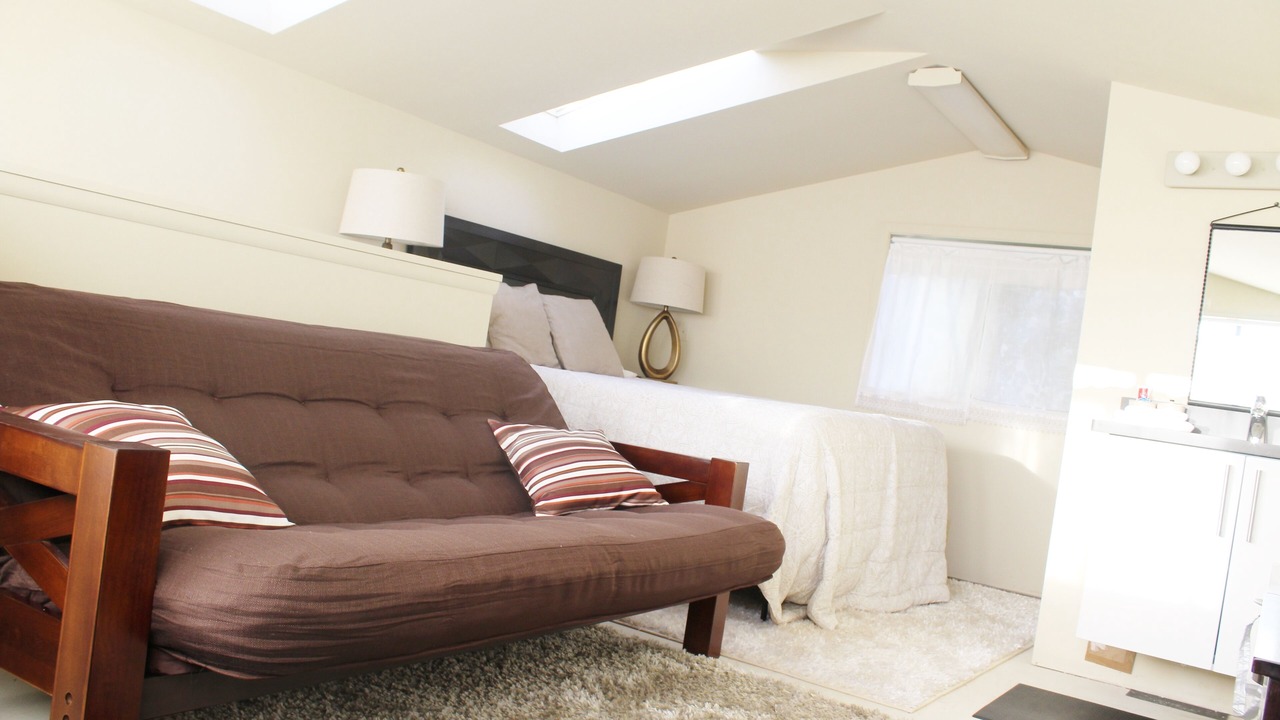 Photo of Livingroom in Broadway
