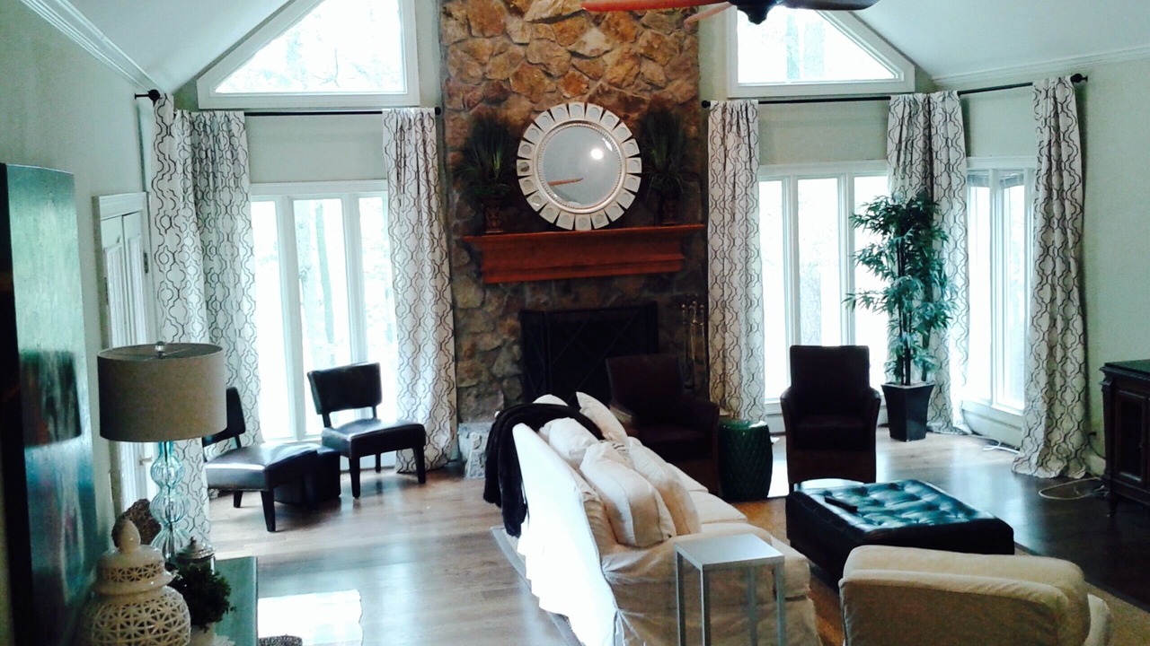 Photo of Livingroom in Reynolds Landing