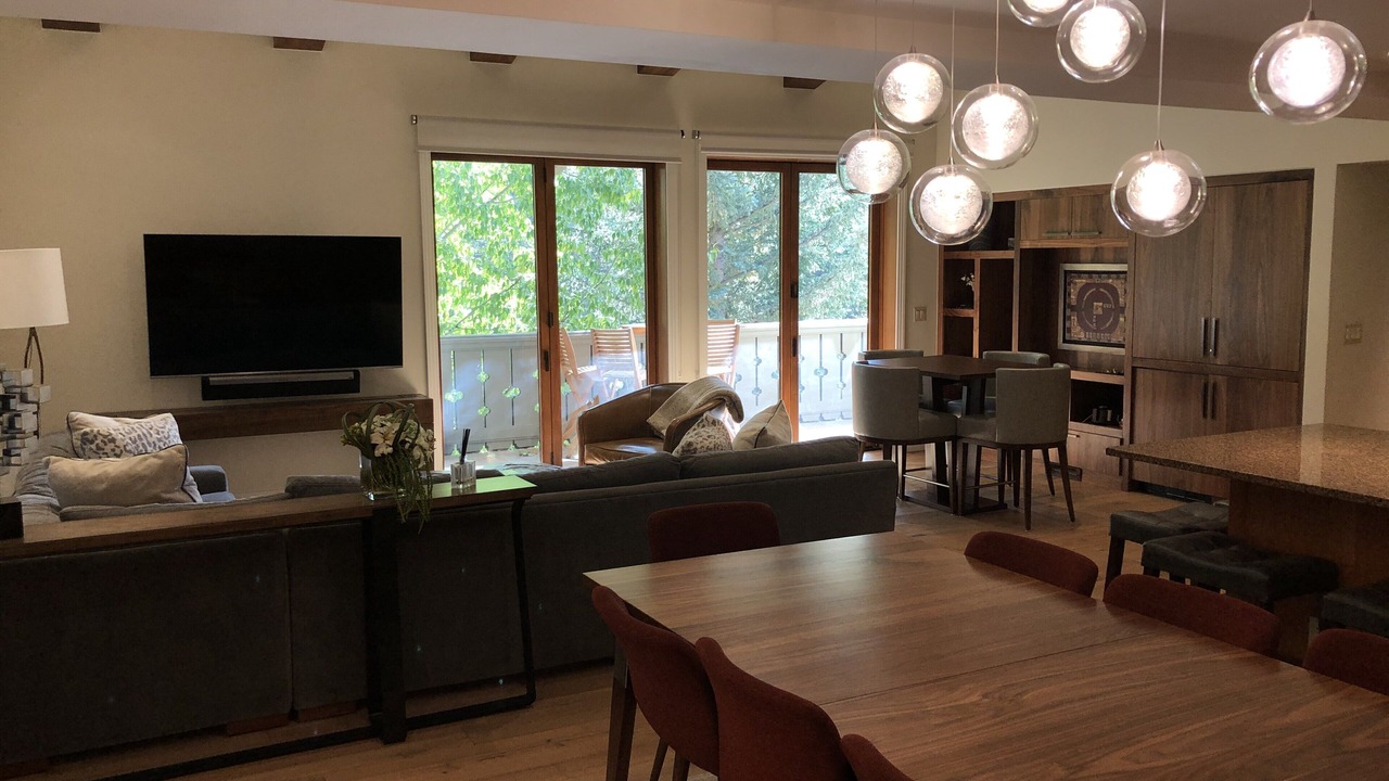 Photo of Livingroom in Vail