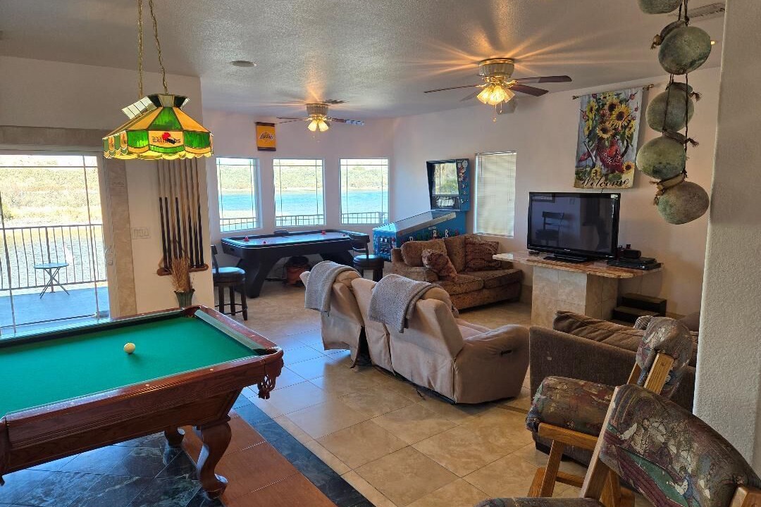 Photo of Livingroom in Bullhead City