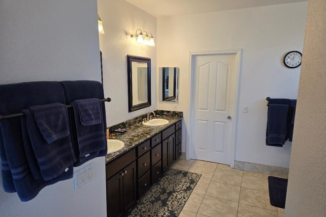 Photo of Bathroom in Bullhead City