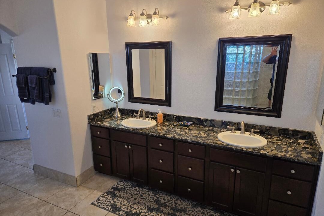 Photo of Bathroom in Bullhead City