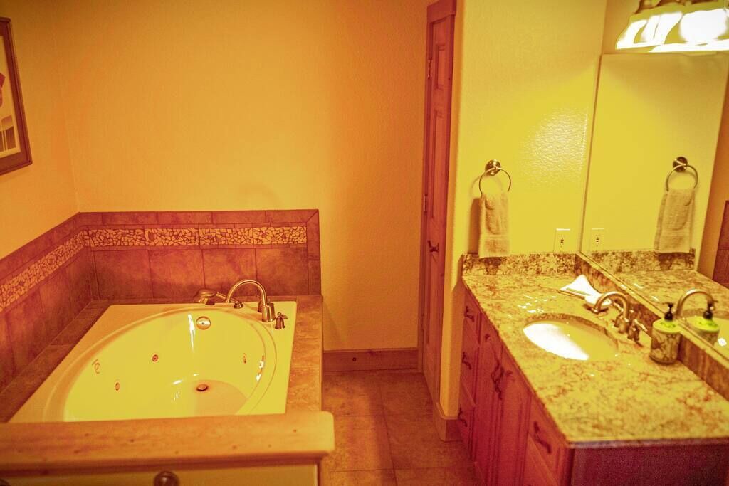 Photo of Bathroom in Canon City