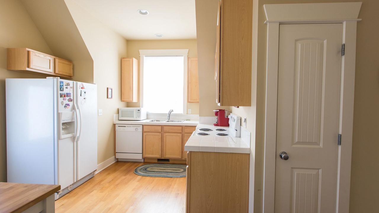Photo of Kitchen in North Central Westminster