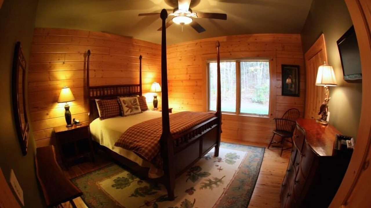 Photo of Bedroom in Batesville