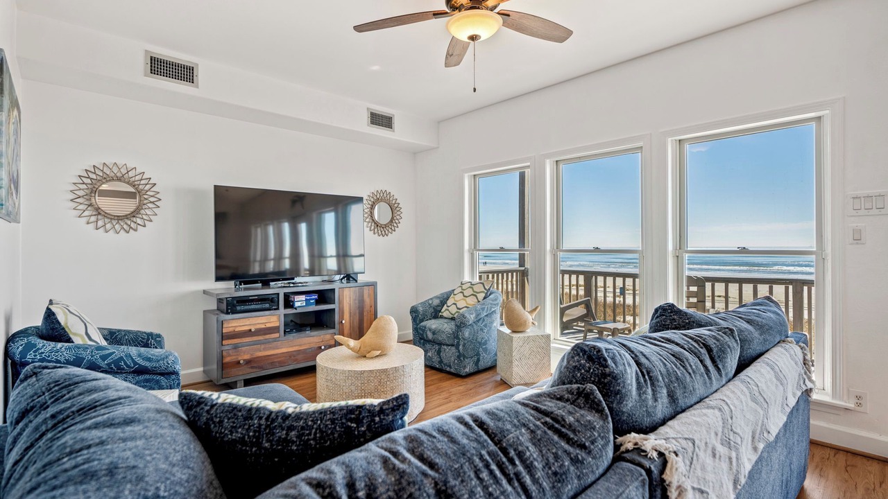 Photo of Livingroom in Terramar Beach