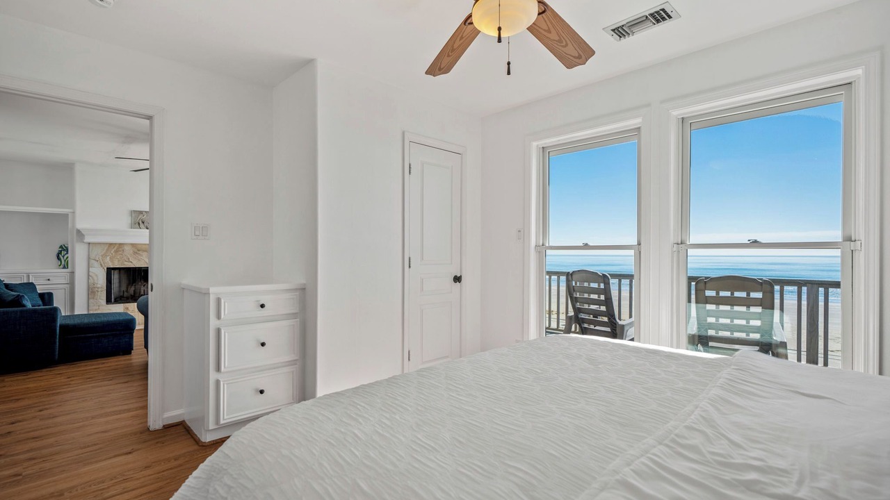 Photo of Bedroom in Terramar Beach