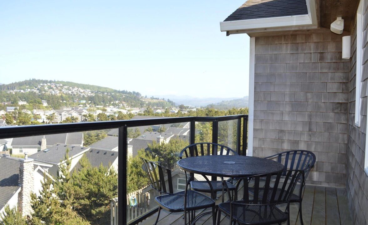 Photo of Patio Balcony in Kiwanda Shores
