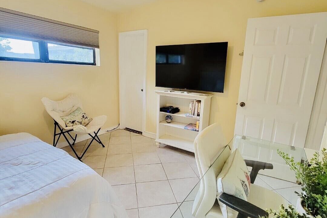 Photo of Bedroom in Cocoa Beach