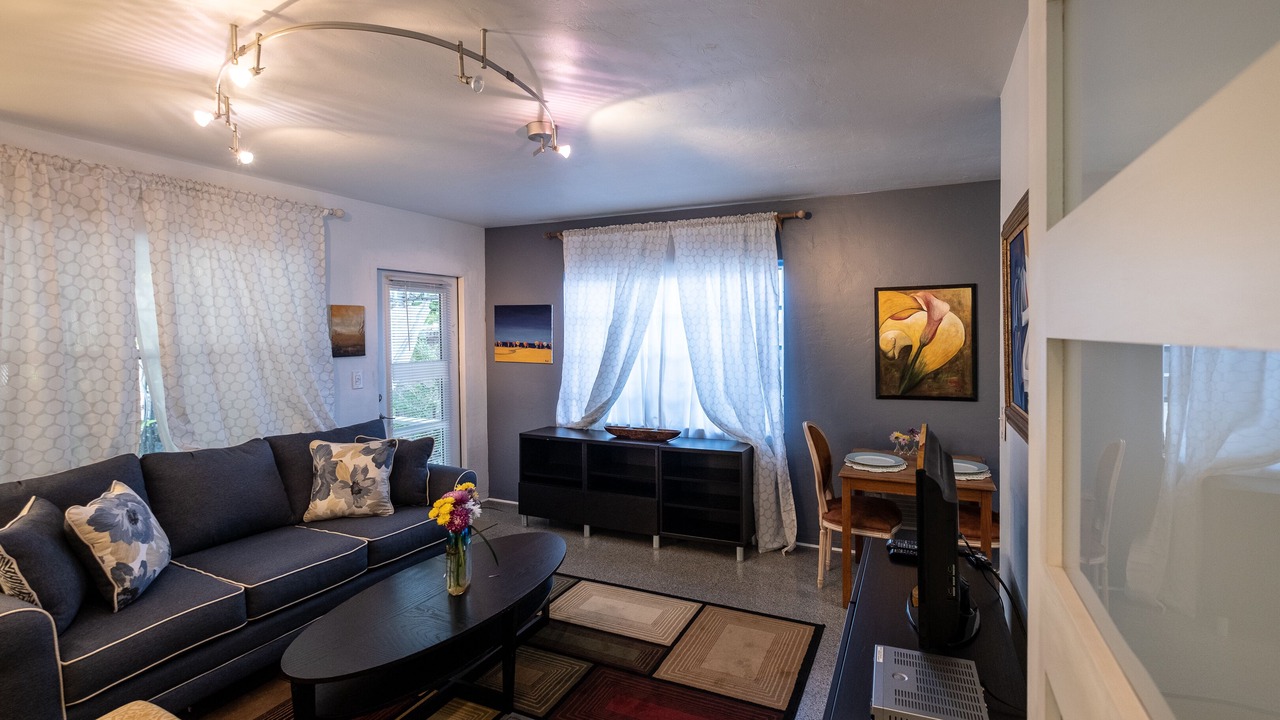 Photo of Livingroom in North Beach