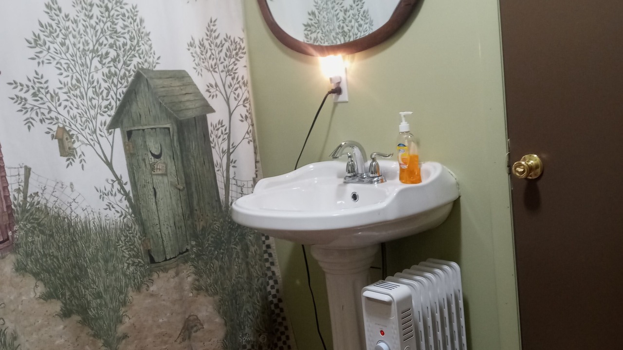 Photo of Bathroom in Hico
