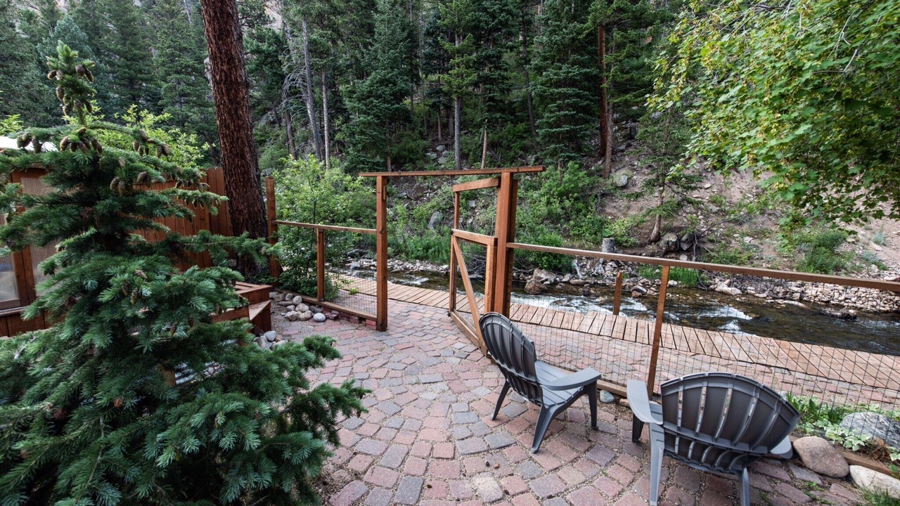 Photo of Patio Balcony in Lyons