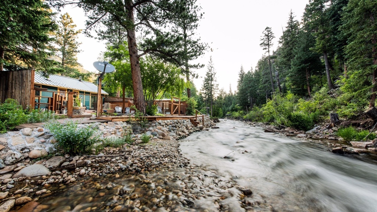 Photo of Outdoor in Lyons