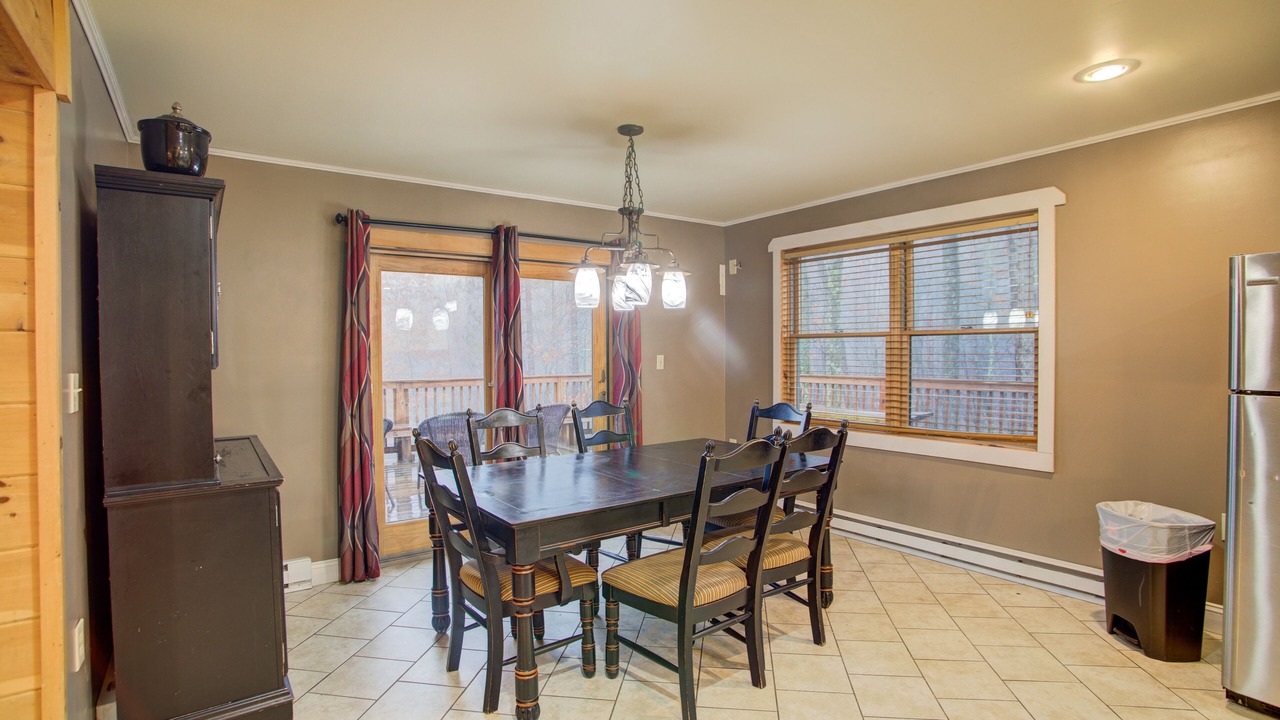 Photo of Bedroom in Hickory Hills