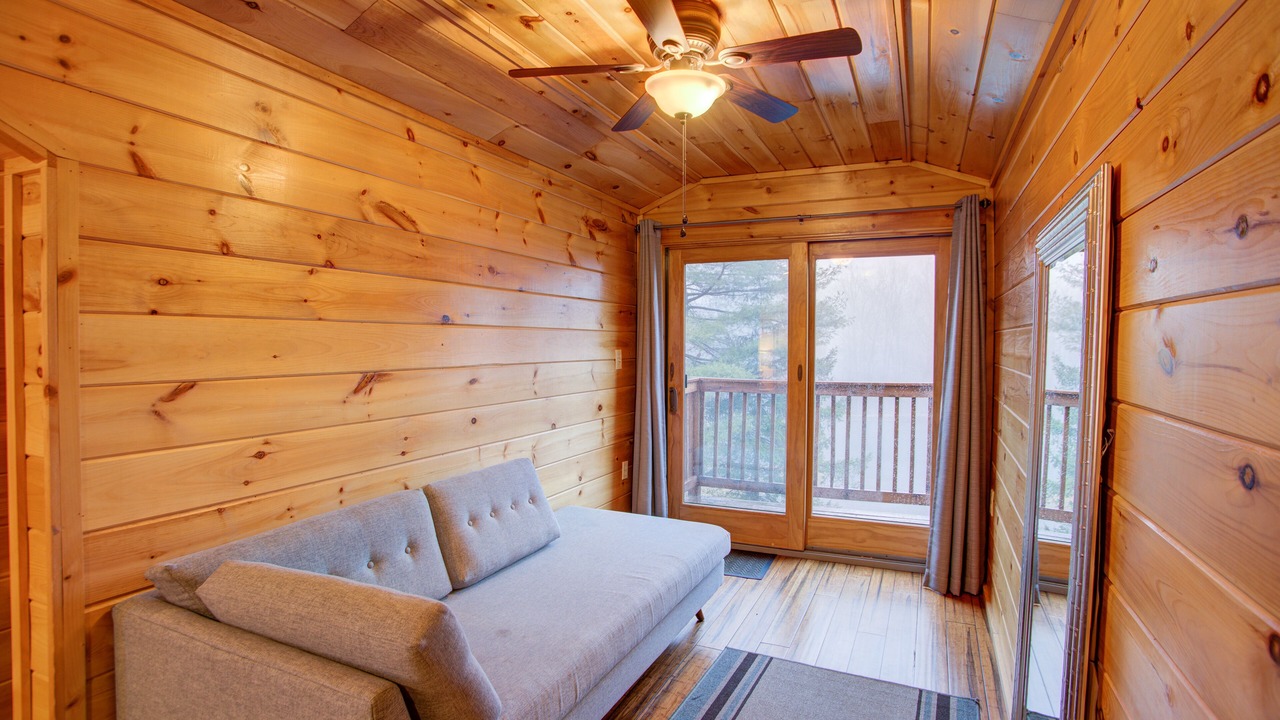 Photo of Patio Balcony in Hickory Hills