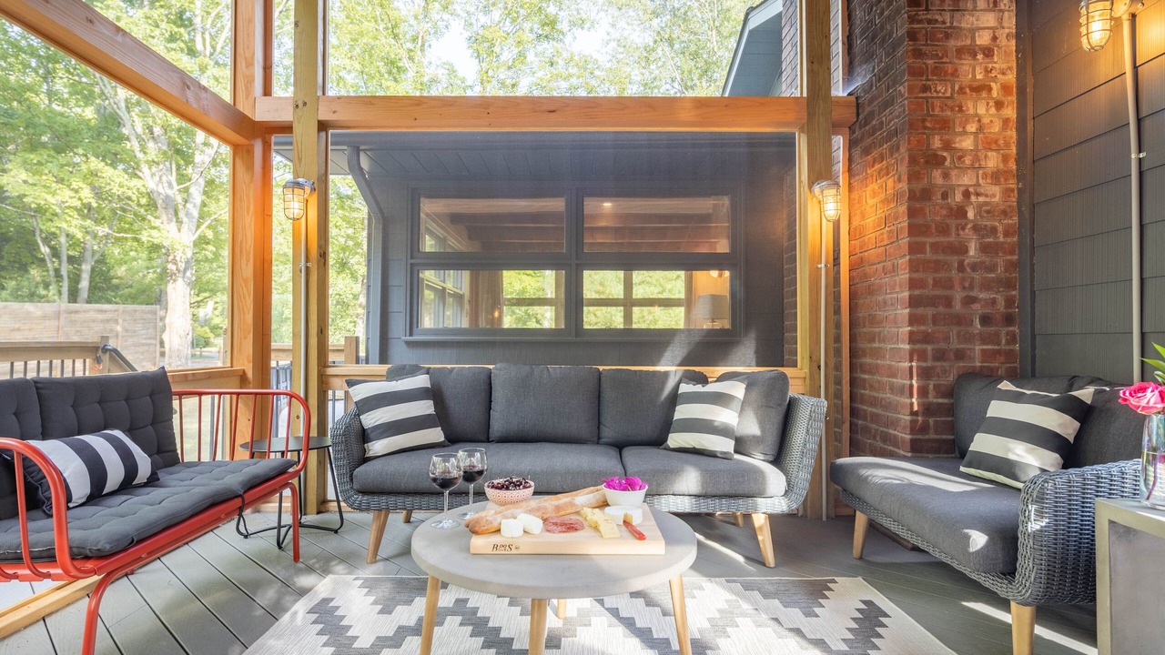 Photo of Livingroom in Saugerties