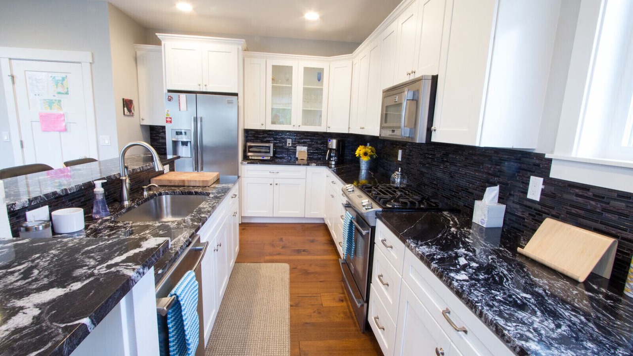 Photo of Kitchen in Manzanita