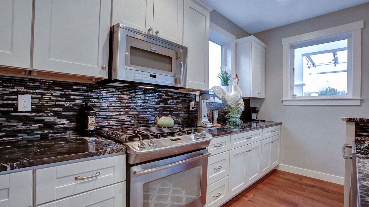 Photo of Kitchen in Manzanita