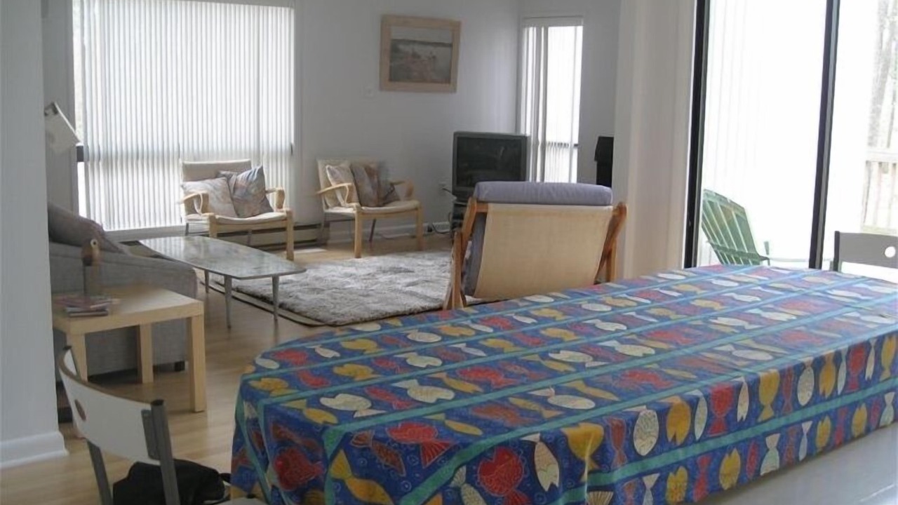 Photo of Bedroom in Piney Island