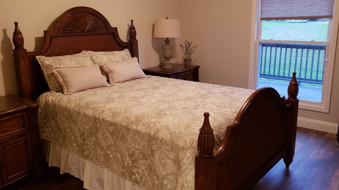 Photo of Bedroom in Lahmansville