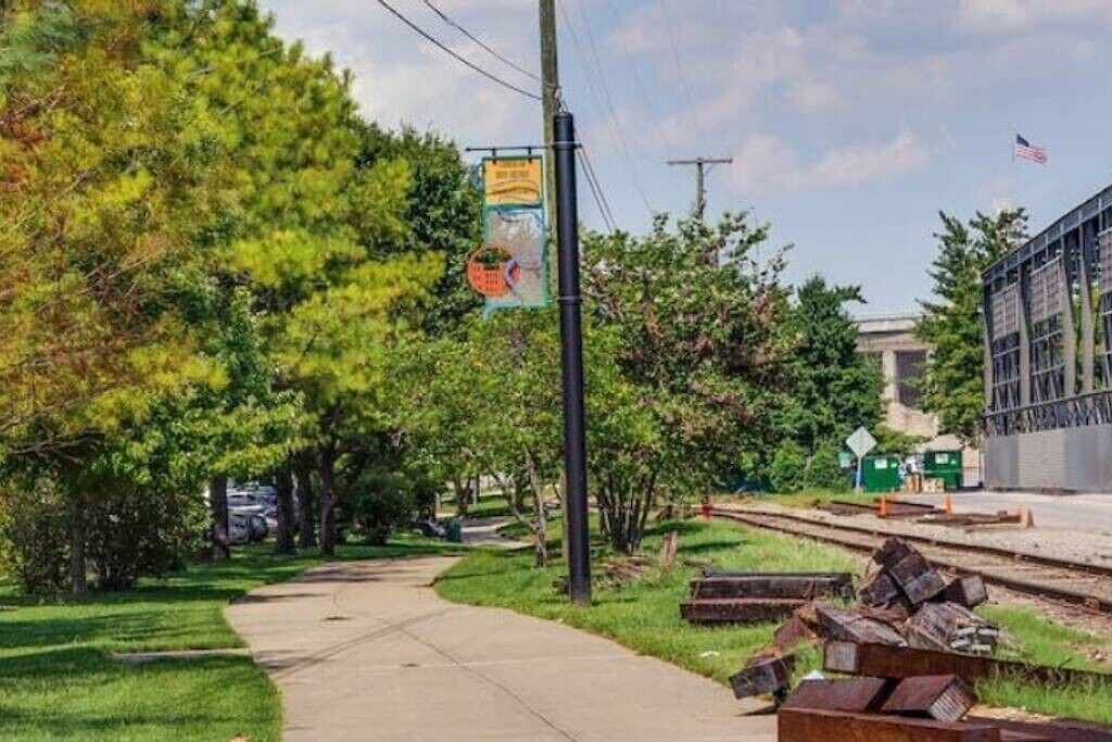 Photo of Outdoor in North Capitol