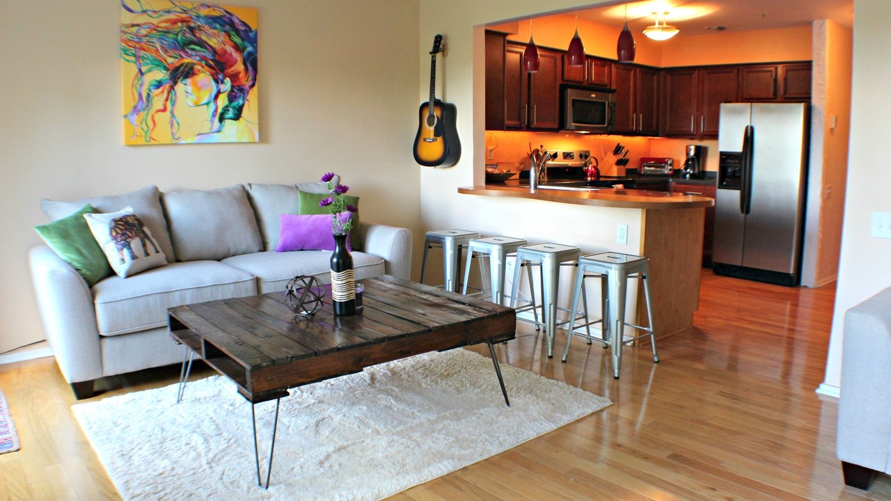 Photo of Livingroom in North Capitol