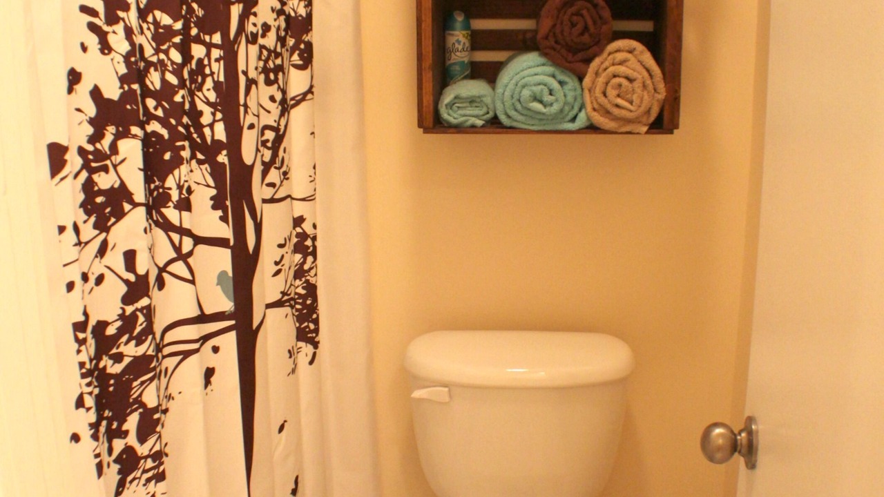 Photo of Bathroom in North Capitol