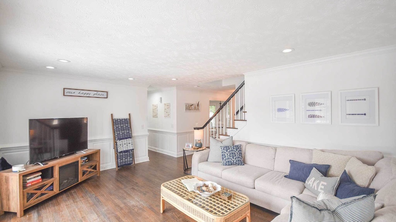Photo of Bedroom in Olivia