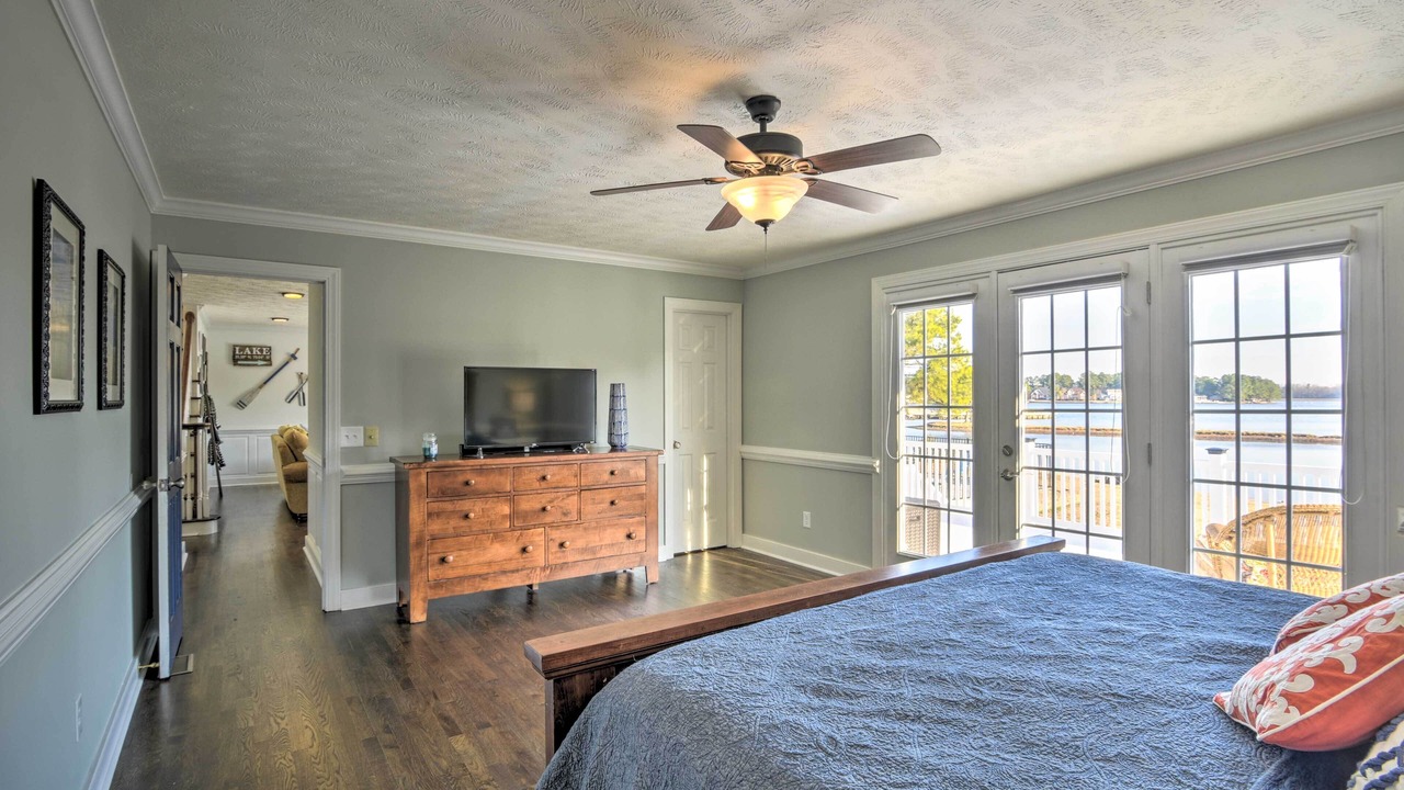 Photo of Bedroom in Olivia