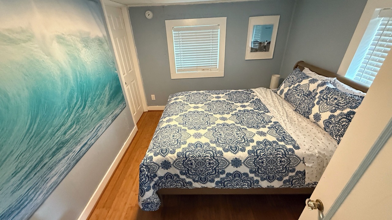 Photo of Bedroom in Rockaway Beach