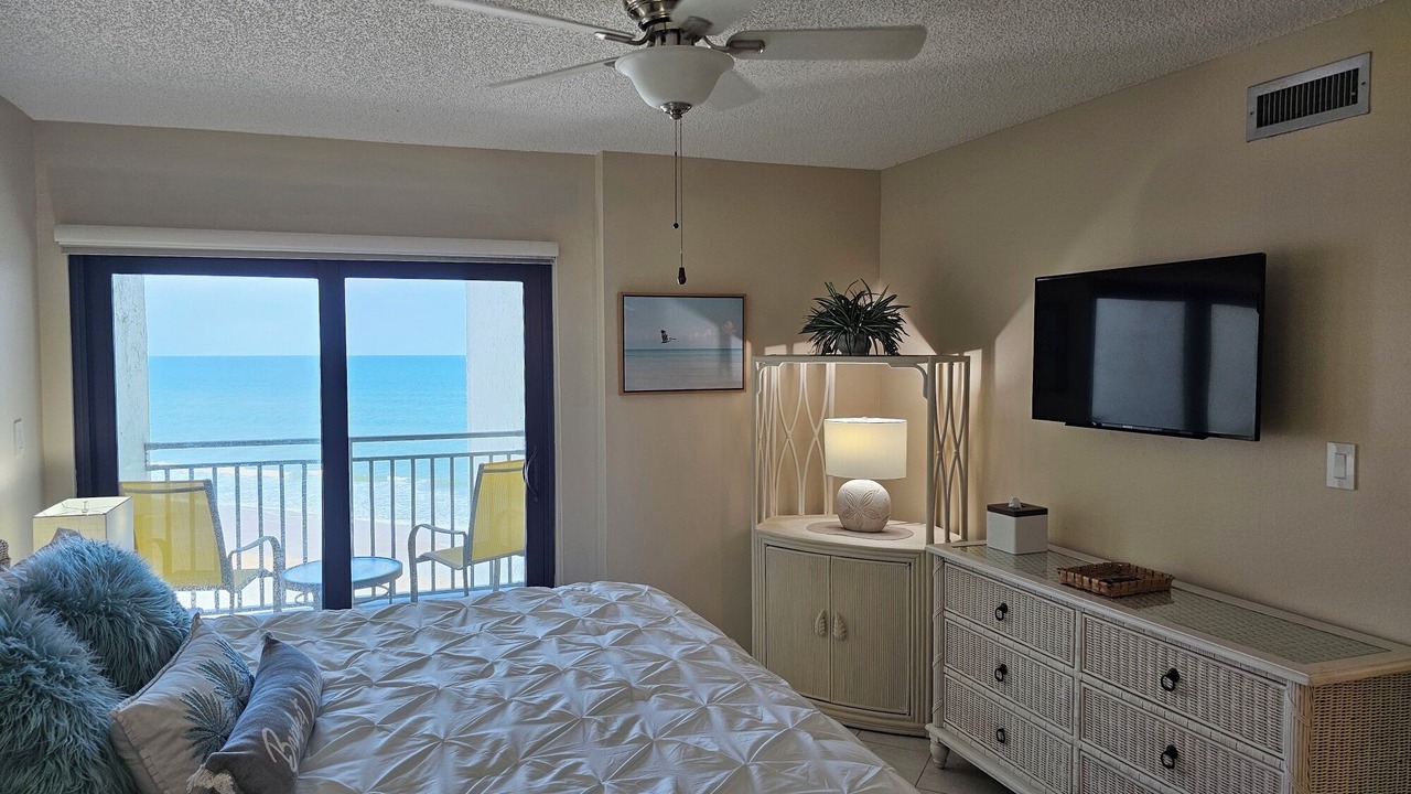 Photo of Bedroom in New Smyrna Beach