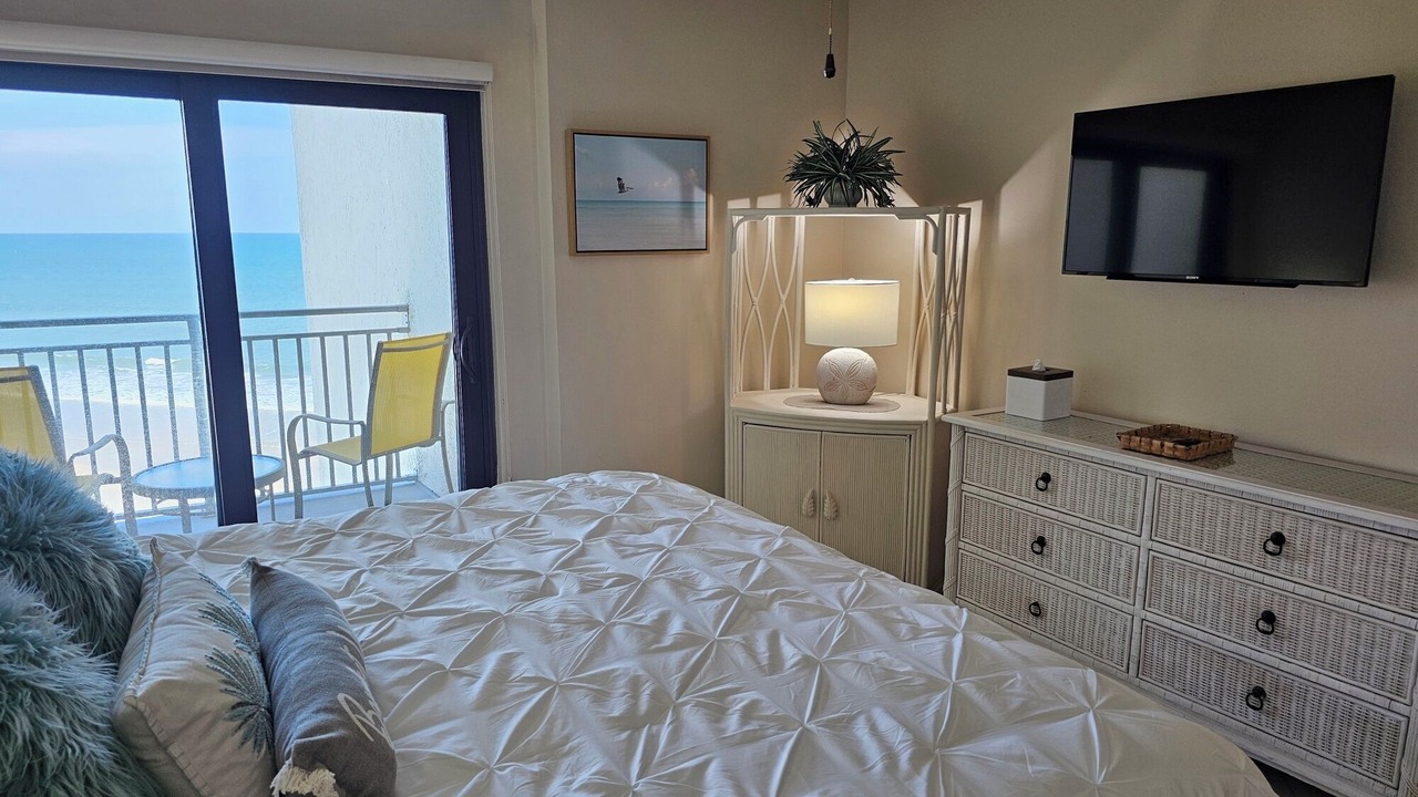 Photo of Bedroom in New Smyrna Beach