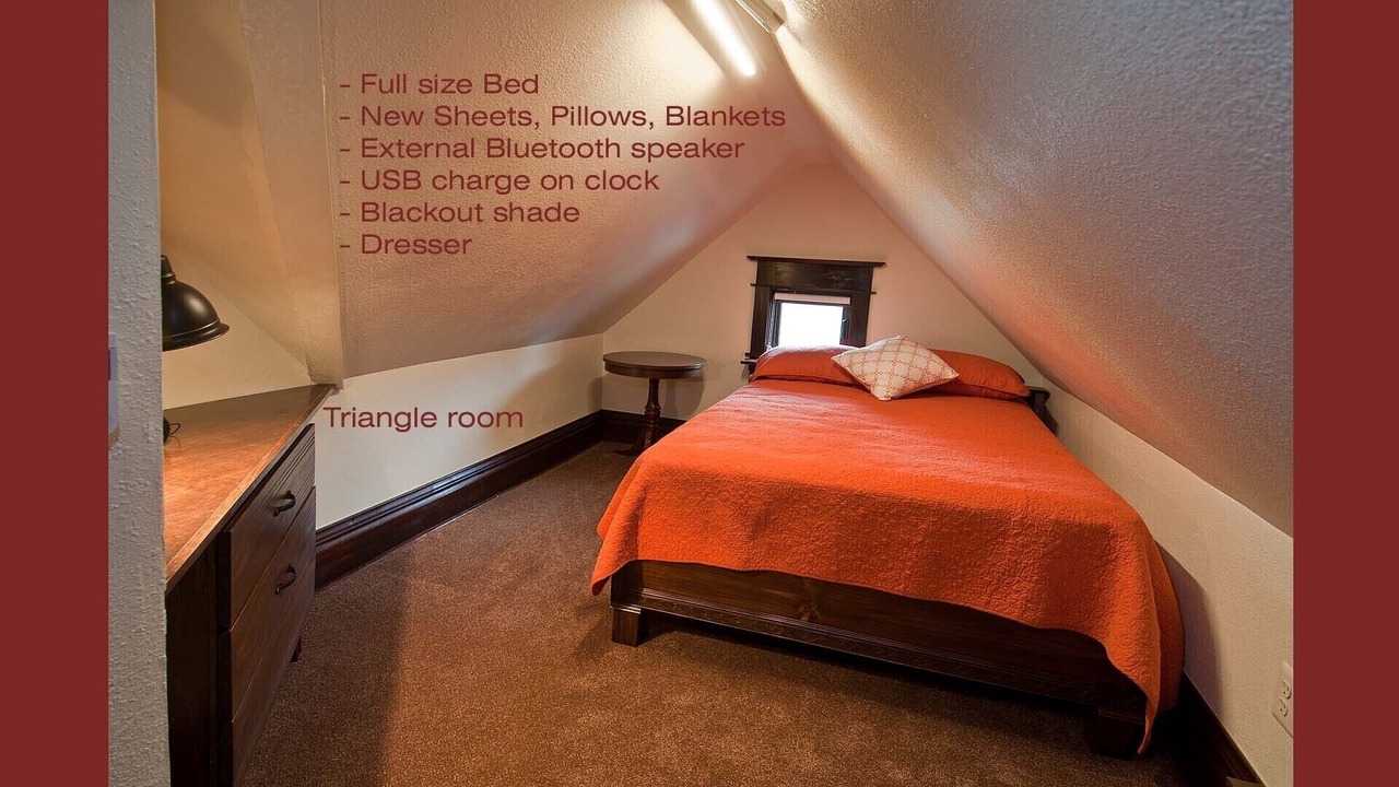 Photo of Bedroom in Central Boulder