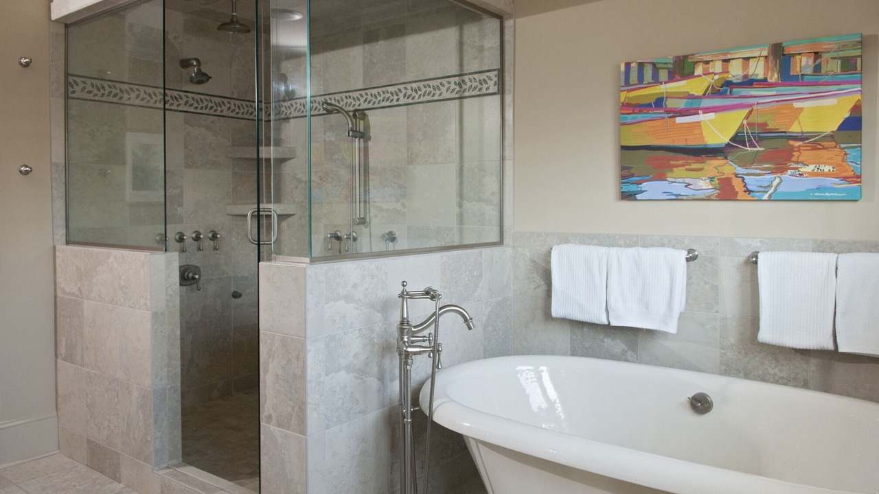 Photo of Bathroom in Shell Island