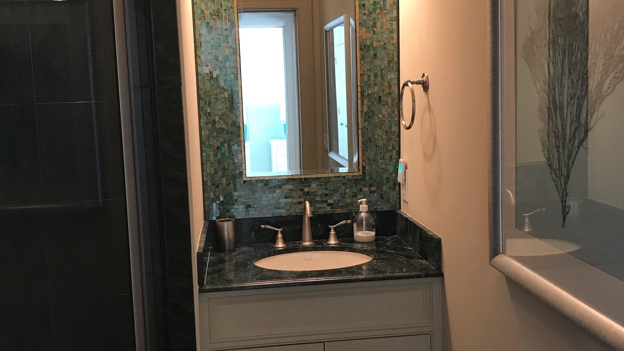 Photo of Bedroom in Shell Island