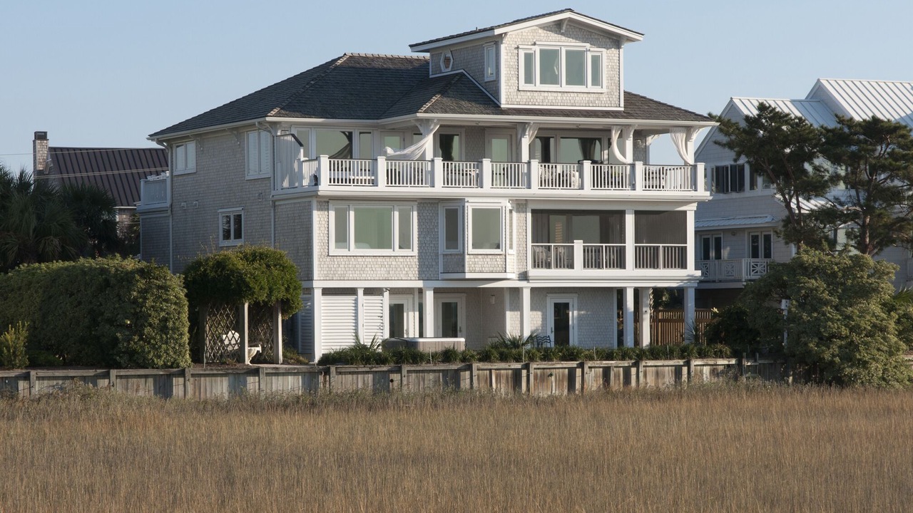 Photo of Others in Shell Island