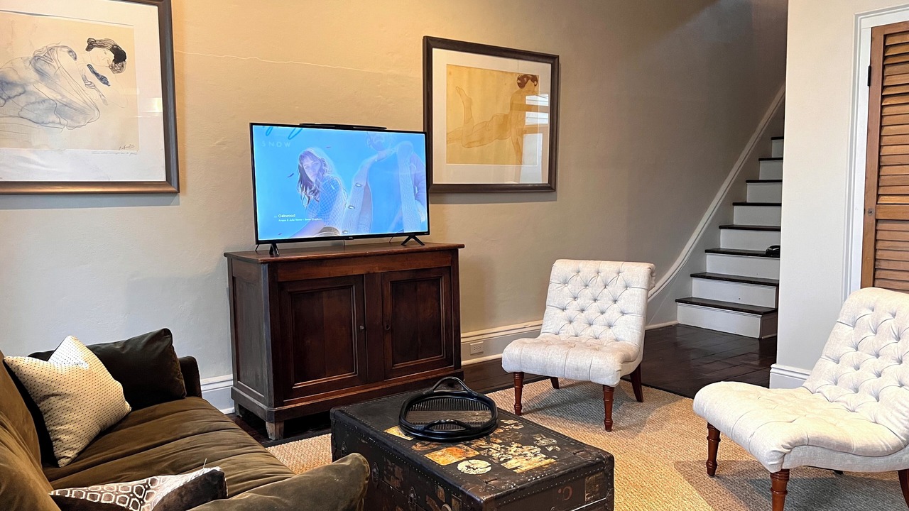 Photo of Livingroom in Lower Garden District