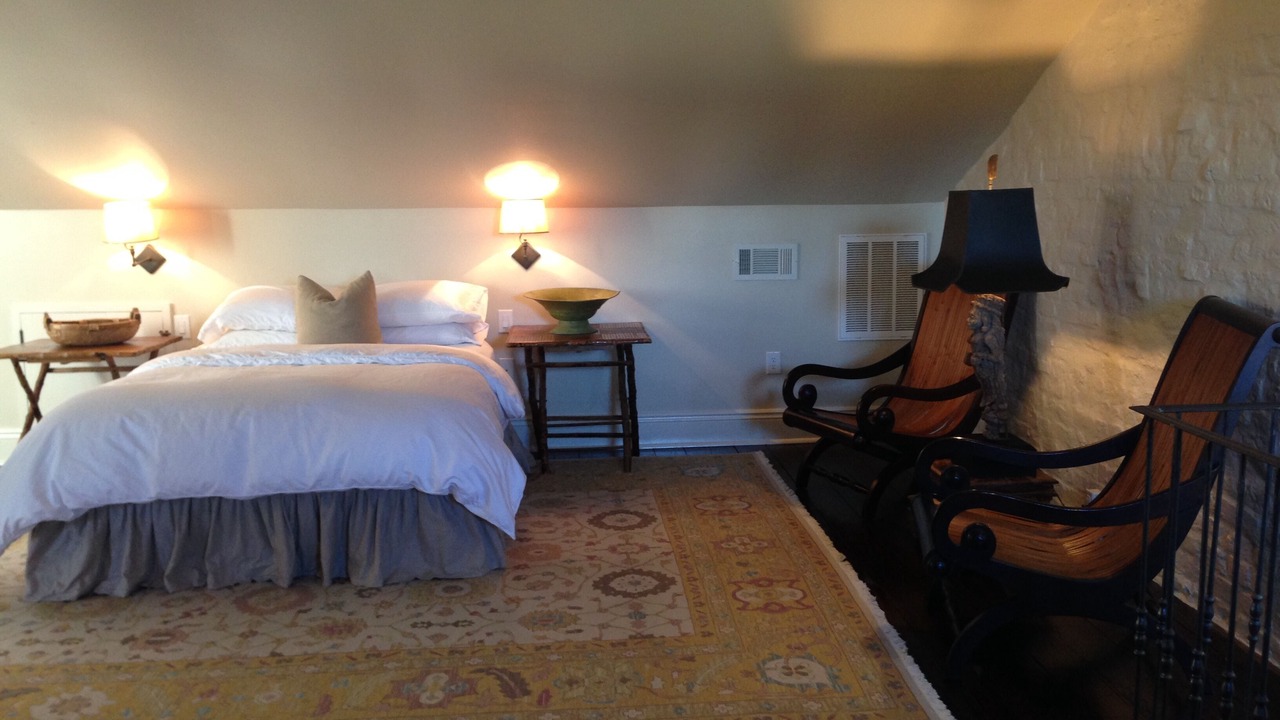 Photo of Bedroom in Lower Garden District