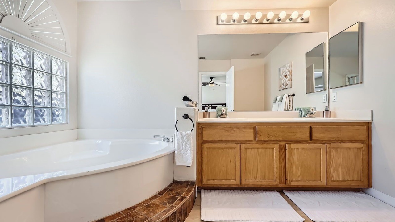 Photo of Bathroom in Green Valley North